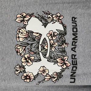 Women's Under Armour t-shirt